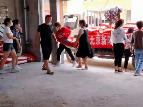 【驰援河南】灾后疫情防控不容忽视，防护消杀物资送达一线 | 8月3日